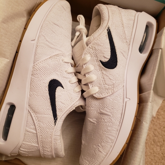 Nike SB Air Max Janoski 2 - Picture 3 of 3